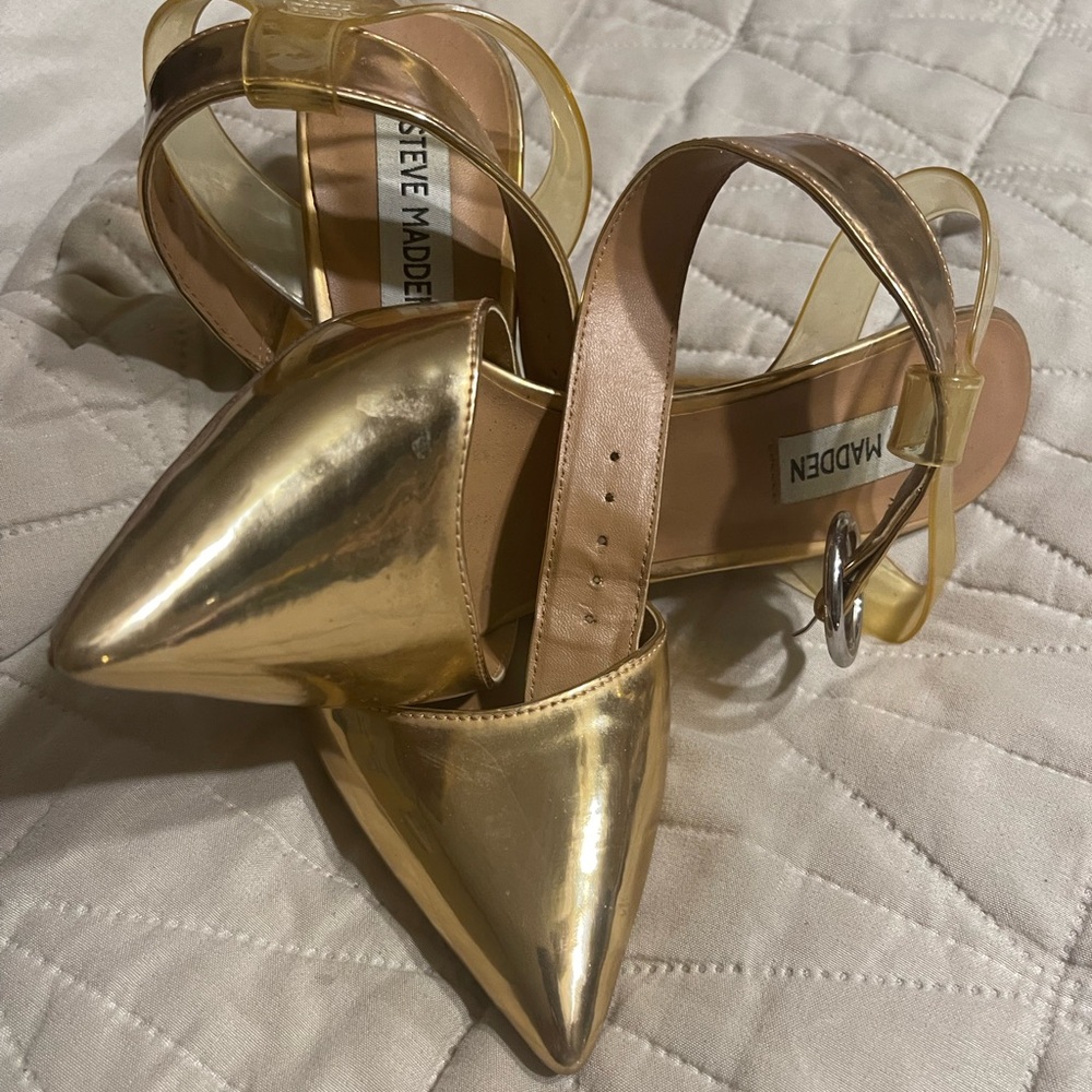 Gently used rose gold Steve Madden pumps